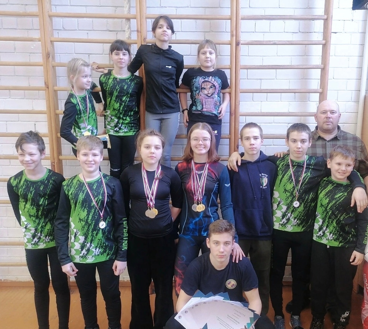 Копилку медалей и достижений пополнили ребята «Спортивного туризма» Сазоновская СОШ.